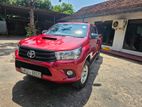 Toyota Hilux 2016