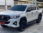 Toyota Hilux 2018 සඳහා 85% ක් අඩු වූ පොලියට වසර 7කින් Leasing