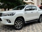 Toyota Hilux 2019 V grade