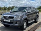 Toyota Hilux Champ 2012