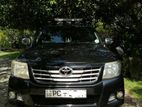 Toyota Hilux Double Cab 2WD 2011