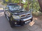 Toyota Hilux G grade 2009