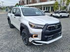 Toyota Hilux Highlux Revo Prmium 2025