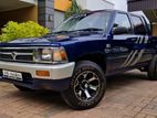 Toyota Hilux LN 85 R 2500 cc 1997