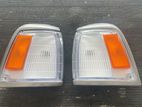 Toyota Hilux LN85 Corner Light Set
