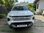 Toyota Hilux Overland Travo 2025