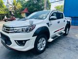 Toyota Hilux Revo 2016