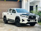 Toyota Hilux revo 2016