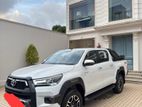 Toyota Hilux Revo 2025