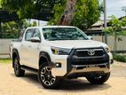 Toyota Hilux REVO APLE CAR HAMMER 2025