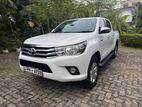 Toyota Hilux Revo E 2016