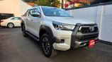 Toyota Hilux Revo Fully Loaded 2025