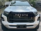 Toyota Hilux Revo GR Sport 2025