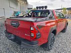 Toyota Hilux Revo premium 2025