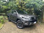 Toyota Hilux Revo Premium 2025