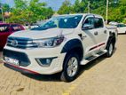 Toyota Hilux Revolution 2016