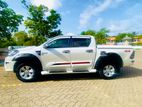 Toyota Hilux Revolution G 2016