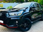 Toyota Hilux ROCCB5 HIGHEST SPEC 2018