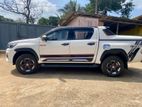 Toyota Hilux Rocco 2016