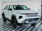 Toyota Hilux Travo Overland 2025