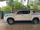 Toyota Hilux V Grade 2019