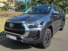 Toyota Hilux V GRADE DIESEL 4WD 2025