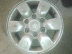 Toyota Hilux Vigo Allow wheel