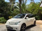 Toyota IST 2002