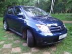 Toyota IST Car 2003