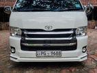 Toyota KDH 2015