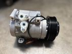 TOYOTA KDH200 AC COMPRESSOR