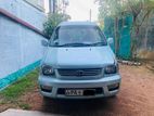 Toyota Noah KR 42 2000