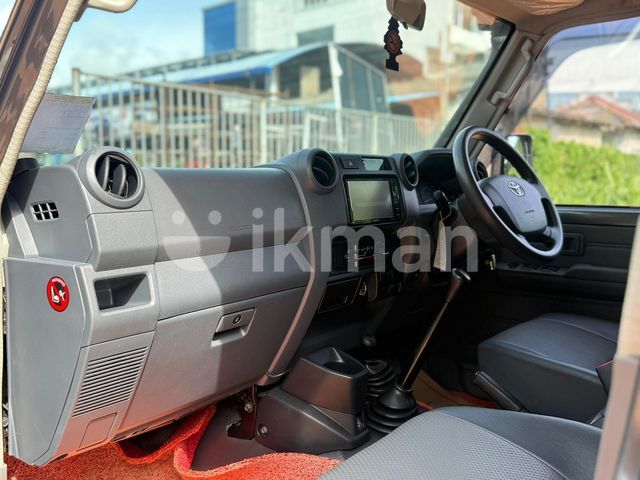 Toyota Land Cruiser 79 2018 photo 3