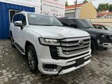 Toyota Land Cruiser LC300 ZX Petrol 2025