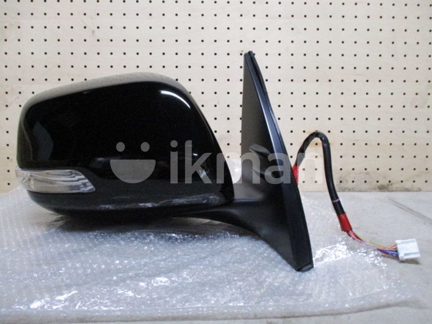 Toyota Land Cruiser Prado Side Mirror Parts for Sale in Maharagama ikman