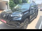 Toyota Land Cruiser Prado TRJ150 Black Edition 2023