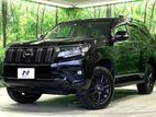 Toyota Land Cruiser Prado TRJ150 Black Edition 2023