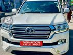 Toyota Land Cruiser Prado V8 for Rent