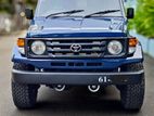 Toyota Land Cruiser PZ175RV 1993