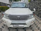 Toyota Land Cruiser Sahara 2013