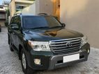 Toyota Land Cruiser Sahara 2013
