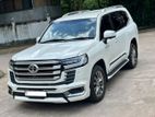 Toyota Land Cruiser Sahara 2013