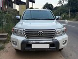 Toyota Land Cruiser Sahara 2014