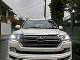 Toyota Land Cruiser Sahara 2016