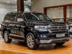 Toyota Land Cruiser Sahara DIESEL FULL SPEC 2018