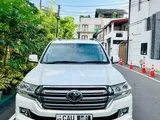 Toyota Land Cruiser Sahara DIESEL V8 VX 2016