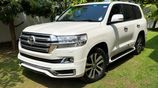Toyota Land Cruiser Sahara 2012