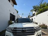 Toyota Land Cruiser Sahara LC 200 2017