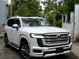 Toyota Land Cruiser Sahara LC 300 ZX 2024