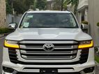 Toyota Land Cruiser Sahara LC300 COOL DIGITAL 2025